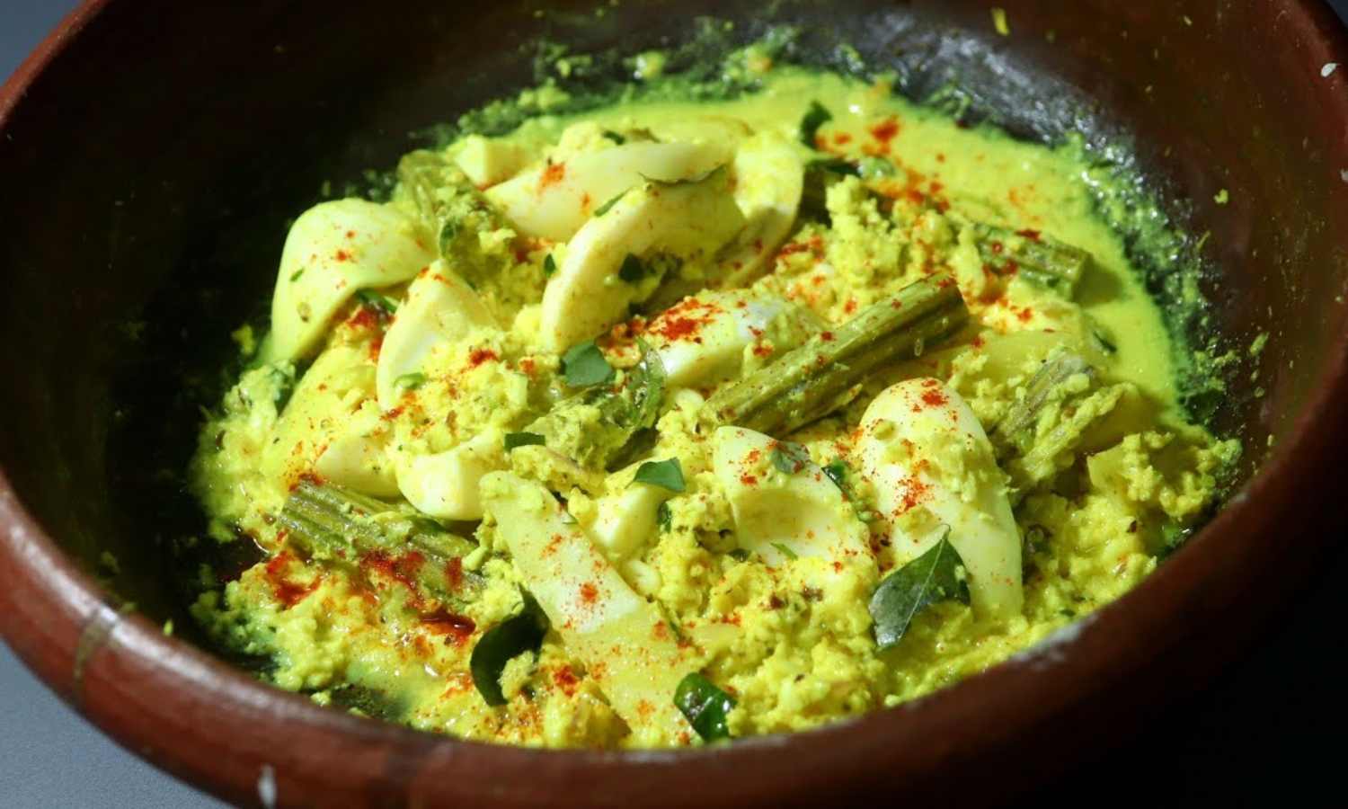 Mutta Aviyal Recipe Kerala Style