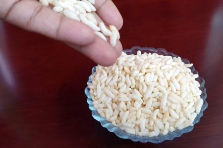 റേഷൻ അരി കൊണ്ട് മൊരിഞ്ഞു പറക്കുന്ന പൊരി ഉണ്ടാക്കിയാലോ!