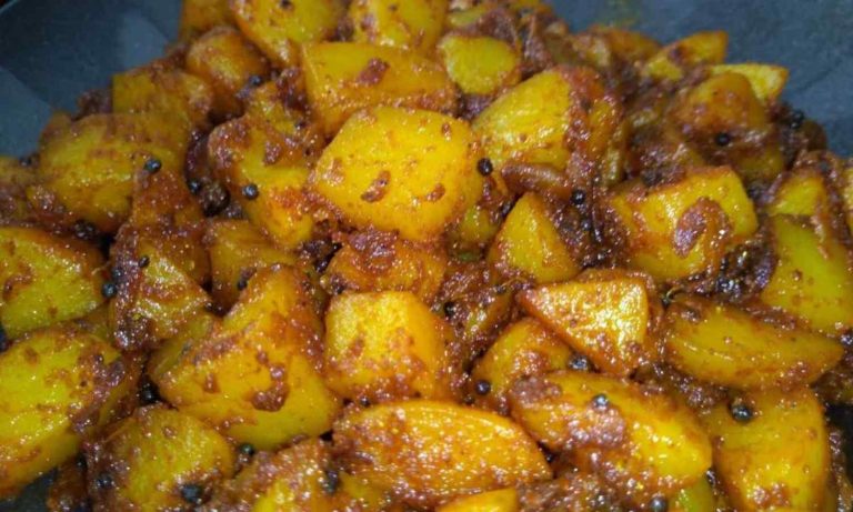 Easy Roasted Potatoes Recipe