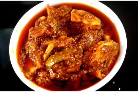 വായിൽ കൊതിയൂറും വെട്ടുമാങ്ങ അച്ചാർ, ഈ രീതിയിൽ തയ്യാറാക്കൂ