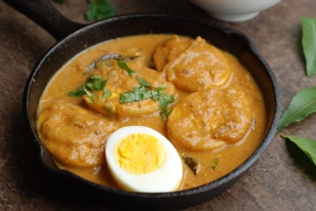 അസാധ്യ രുചിയിൽ ഒരു മുട്ട കുറുമ തയ്യാറാക്കാം!