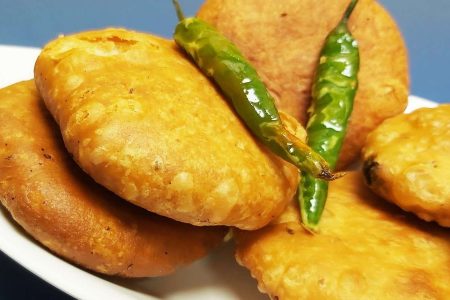 രുചിയുടെ രാജാവ് ‘കച്ചോരി’ വെറും15 മിനിറ്റ് കൊണ്ട് തയ്യാറാക്കാം