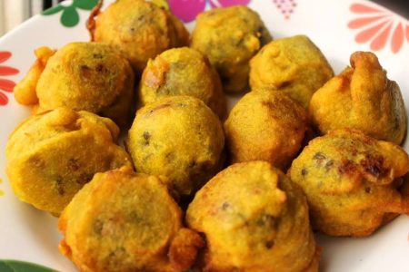 അസാധ്യ രുചിയിൽ മസാല സുഖിയൻ തയ്യാറാക്കിയാലോ