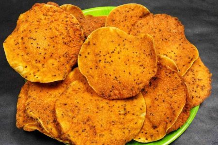 ചായക്കട പലഹാരം പപ്പട വട രുചിയോടെ തയ്യാറാക്കിയാലോ!