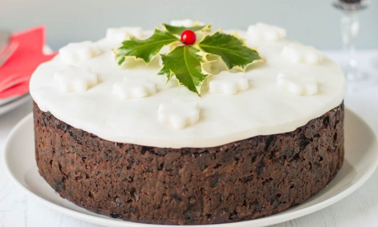 Homemade Christmas Cake Recipe