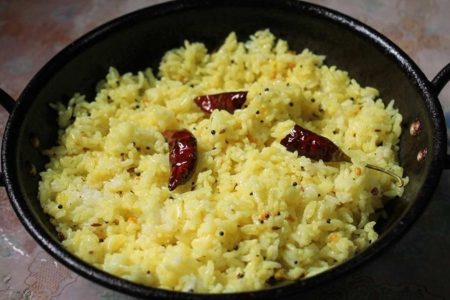 ചോറ് ഇതുപോലെ ആയാൽ പിന്നെ കറി വേണ്ട! 10 മിനുട്ട് കൊണ്ട് രുചിയൂറും ലെമൺ റൈസ്