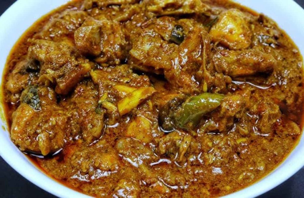  Easy Varutharacha Chicken Curry Recipe