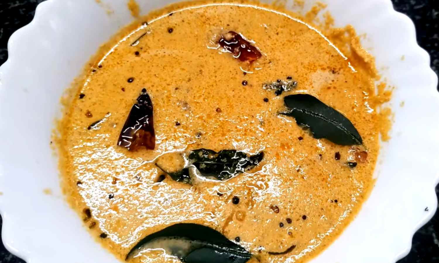 Thattukada Special Coconut Chutney Recipe