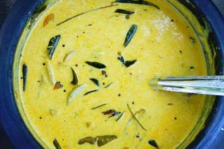 ഇതാണ് മക്കളേ മോര് കറി! മോര് കാച്ചുമ്പോൾ ഈ ചേരുവകൾ കൂടി ചേർത്തു ഒന്ന് ഉണ്ടാക്കി നോക്കൂ രുചി വേറെ ലെവൽ! | Special Moru Curry Recipe