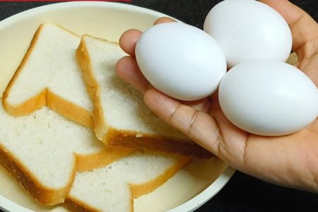 എണ്ണ ഒട്ടും വേണ്ട, ബ്രെഡും മുട്ടയും കൊണ്ട് ഒരുഗ്രൻ പലഹാരം; എന്താ രുചി ഉണ്ടാക്കാൻ എന്തെളുപ്പം എണ്ണയില്ല പലഹാരം! | Special Bread Egg Snack Recipe